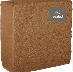4kg coco coir.  Sealed.